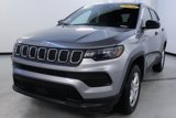 Used 2024 Jeep Compass Sport image 3