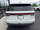 New 2025 Lincoln Aviator AWD image 4