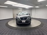 Used 2023 Nissan Rogue SV image 2
