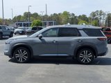 New 2025 Nissan Pathfinder Platinum image 5