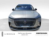 New 2025 Lincoln Nautilus Reserve image 2