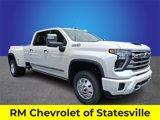 New 2025 Chevrolet Silverado 3500 High Country w/ High Country Premium Package image 2