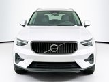 Used 2025 Volvo XC40 B5 Plus image 2