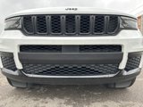Used 2023 Jeep Grand Cherokee L Laredo image 3