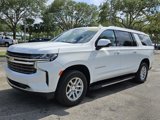 Used 2023 Chevrolet Suburban LT image 2