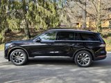New 2025 Lincoln Aviator AWD image 6