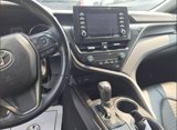 Used 2021 Toyota Camry SE image 4