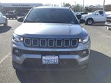 Used 2023 Jeep Compass Latitude image 2