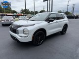 Used 2024 Mitsubishi Outlander SE Black Edition image 3