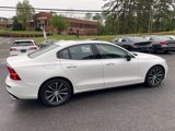 Used 2022 Volvo S60 B5 Inscription image 6
