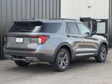 Used 2025 Ford Explorer Active w/ Active Comfort Package image 5