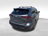 New 2025 Toyota Highlander XLE image 5