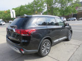 Used 2020 Mitsubishi Outlander SEL image 3