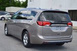 Used 2017 Chrysler Pacifica Touring-L Plus image 4
