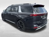 Used 2022 Kia Carnival SX Prestige image 3