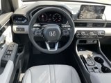 New 2025 Honda Pilot Touring image 5