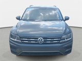 Used 2020 Volkswagen Tiguan SE image 2