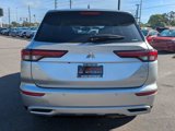 New 2025 Mitsubishi Outlander SE image 5