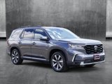 New 2025 Honda Pilot Touring image 3