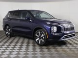 New 2025 Mitsubishi Outlander SE image 2