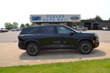 New 2025 Chevrolet Traverse Z71 w/ Enhanced Driving Package image 3