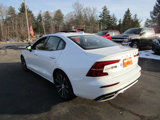 Used 2021 Volvo S60 T5 Momentum image 4