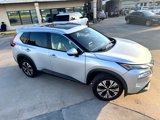 Used 2021 Nissan Rogue SV w/ Premium Package image 3