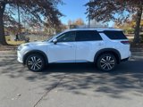 New 2025 Nissan Pathfinder Platinum image 4