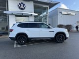 New 2025 Volkswagen Atlas Peak Edition SE image 4