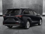 New 2025 Toyota Sienna Platinum image 2