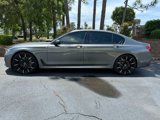Used 2018 BMW 750i image 2