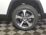 New 2025 Jeep Grand Cherokee Limited w/ Luxury Tech Group II image 5