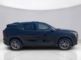 Used 2023 GMC Terrain SLT image 3