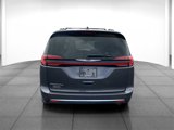Used 2022 Chrysler Pacifica Touring-L image 6