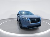 Used 2024 Nissan Pathfinder Platinum w/ Cargo Package image 3