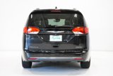 Used 2017 Chrysler Pacifica Limited image 6