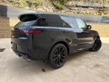 New 2025 Land Rover Range Rover Sport Dynamic SE image 4