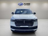 New 2025 Lincoln Navigator Reserve image 2