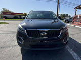 Used 2017 Kia Sorento FWD image 2