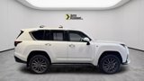 Used 2024 Lexus LX 600 F Sport image 3