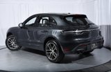Certified 2025 Porsche Macan image 3