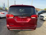 Used 2018 Chrysler Pacifica Touring-L image 5