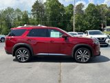 New 2025 Nissan Pathfinder Platinum image 2