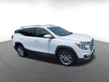 Used 2024 GMC Terrain SLT image 2