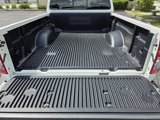 Used 2017 Nissan Frontier SV image 5