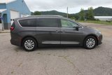 Used 2018 Chrysler Pacifica Touring-L image 5