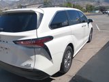 Used 2021 Toyota Sienna XLE image 5
