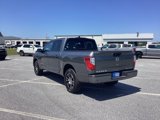Used 2022 Nissan Titan SV image 3