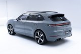 Certified 2025 Porsche Cayenne Turbo image 3