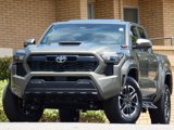 Used 2025 Toyota Tacoma TRD Sport image 4